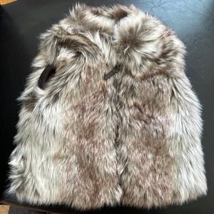 Baby faux fur vest